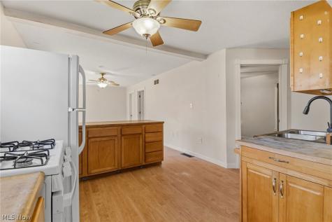 4619 Ridge Avenue SE Canton OH 44707