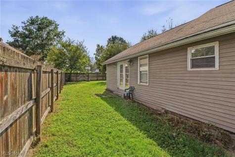 4619 Ridge Avenue SE Canton OH 44707