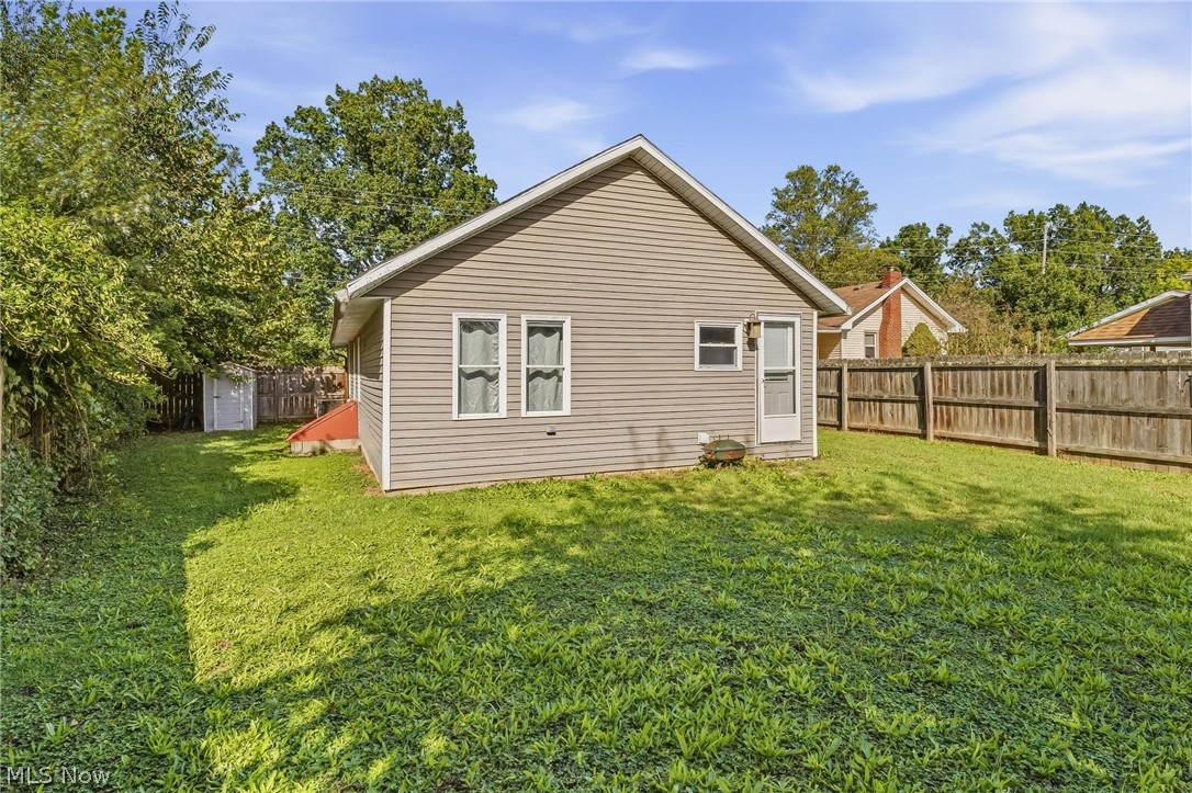 4619 Ridge Avenue SE Canton OH 44707