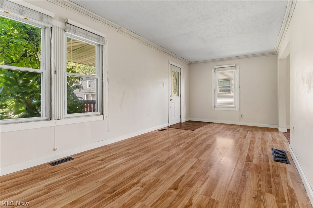 4619 Ridge Avenue SE Canton OH 44707