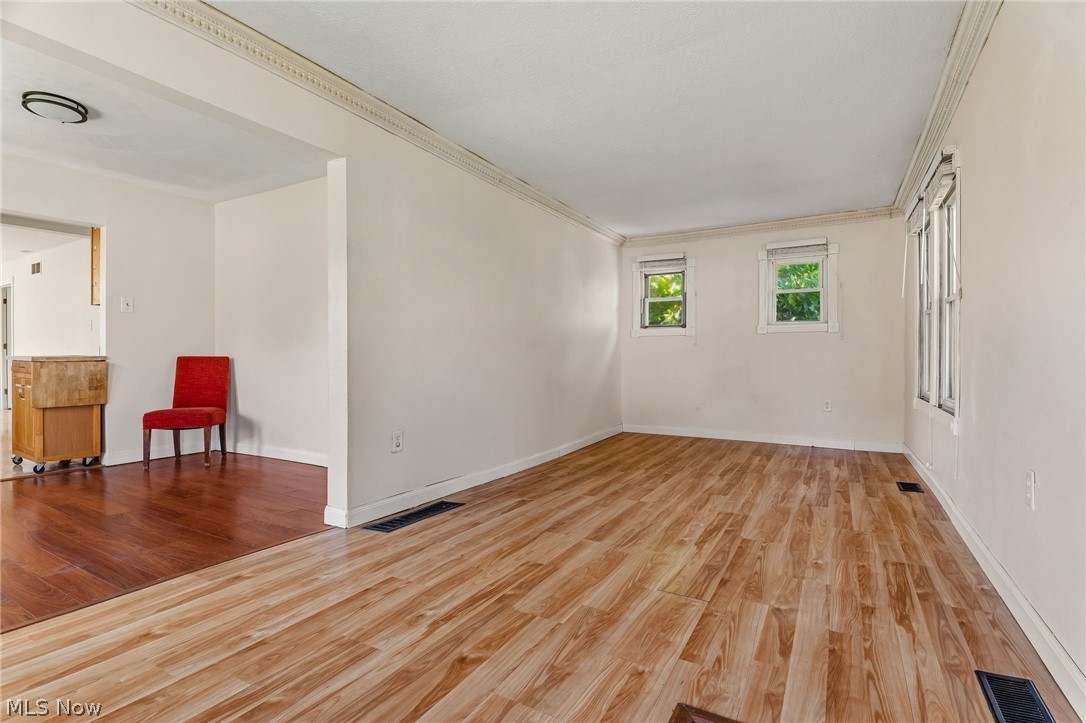 4619 Ridge Avenue SE Canton OH 44707