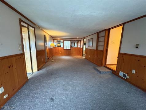 740 Oxford Avenue Niles OH 44446