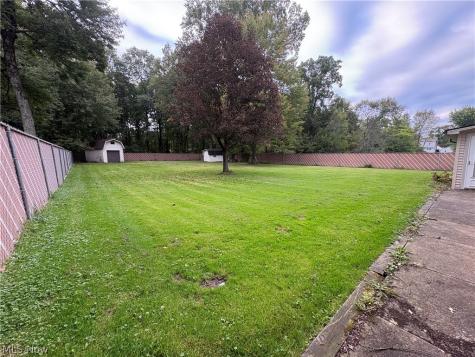 740 Oxford Avenue Niles OH 44446