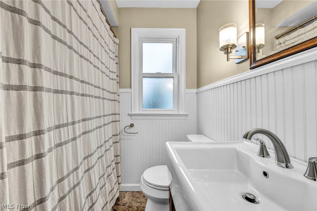 4044 W 157th Street Cleveland OH 44135