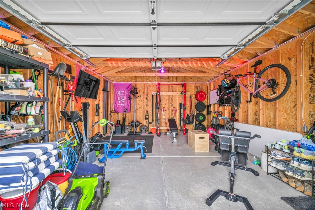4044 W 157th Street Cleveland OH 44135