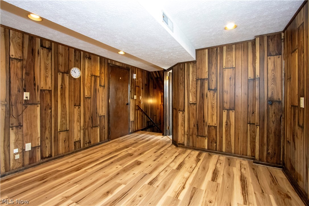 456 Township Road 700 Polk OH 44866