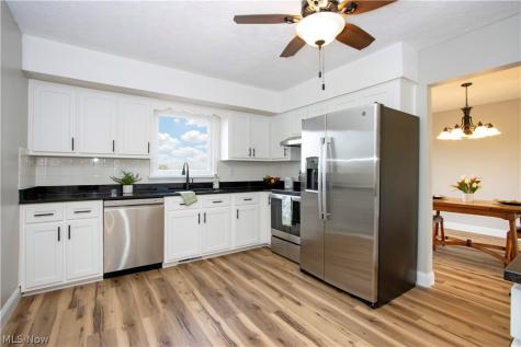 456 Township Road 700 Polk OH 44866