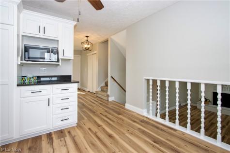 456 Township Road 700 Polk OH 44866