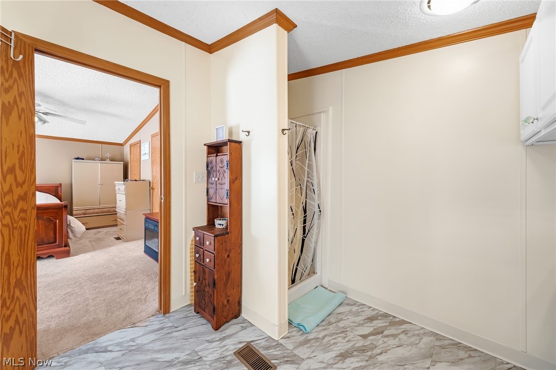 177 Lakeview Lane Hiram OH 44234