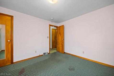 2010 Utica Avenue Lorain OH 44052