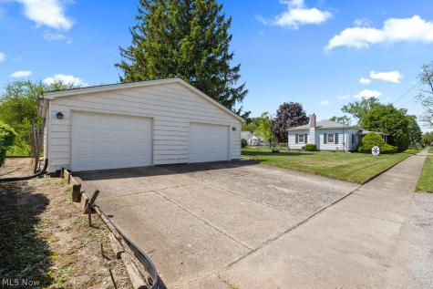 2010 Utica Avenue Lorain OH 44052