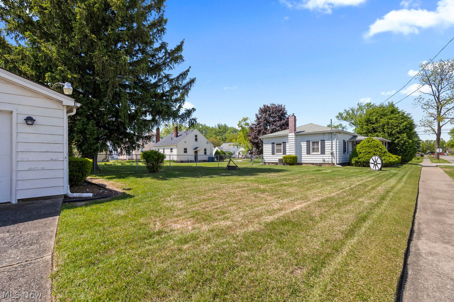 2010 Utica Avenue Lorain OH 44052