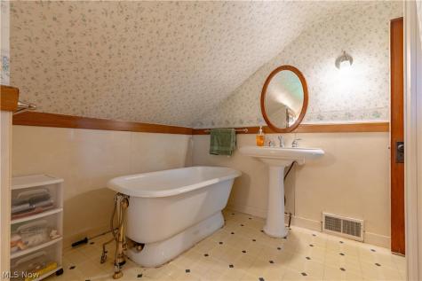 13134 Lincoln Way NW Massillon OH 44647