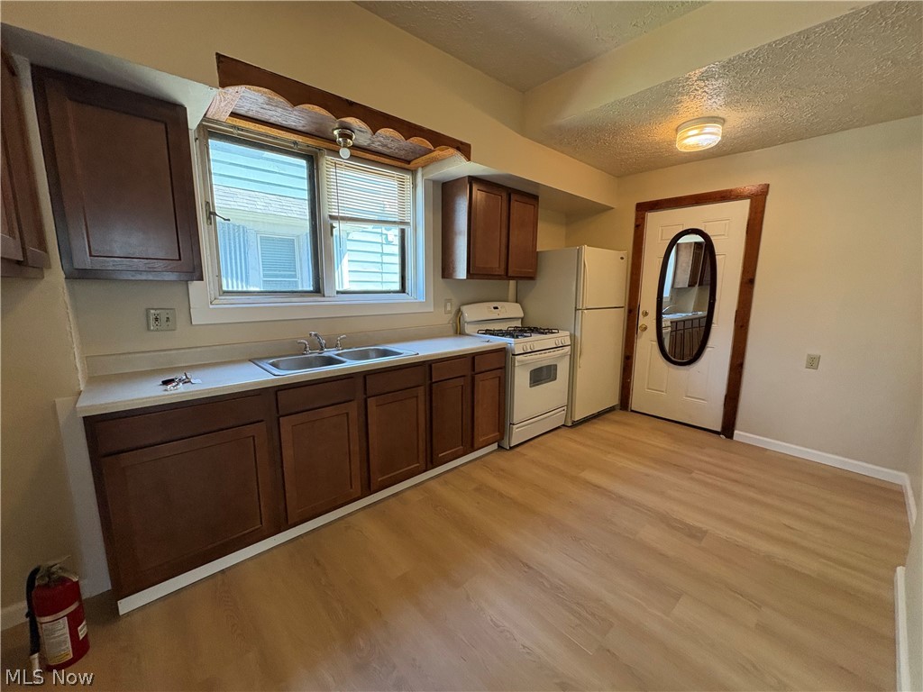 565 Brown Street Akron OH 44311
