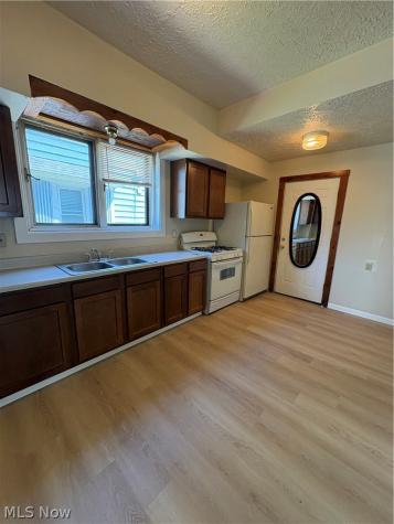 565 Brown Street Akron OH 44311