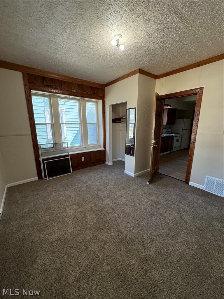 565 Brown Street Akron OH 44311