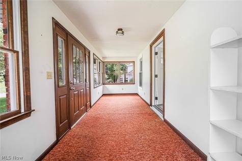 544 N Mill Street Fredericksburg OH 44627