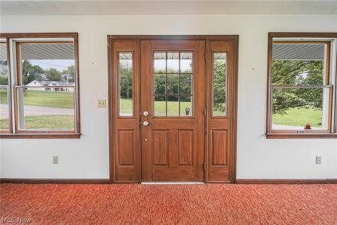 544 N Mill Street Fredericksburg OH 44627