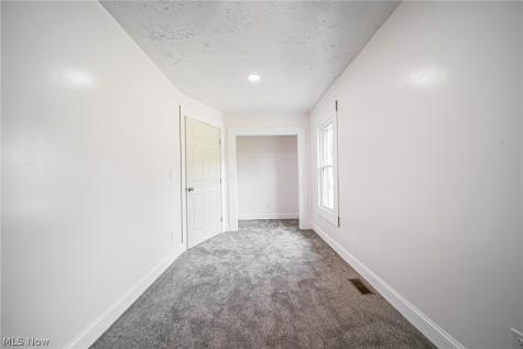 544 N Mill Street Fredericksburg OH 44627