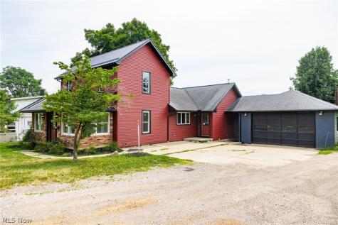 544 N Mill Street Fredericksburg OH 44627