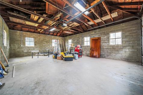 544 N Mill Street Fredericksburg OH 44627