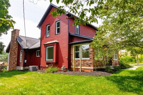 544 N Mill Street Fredericksburg OH 44627