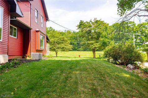 544 N Mill Street Fredericksburg OH 44627