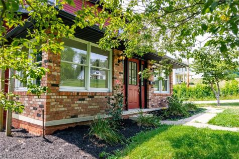 544 N Mill Street Fredericksburg OH 44627