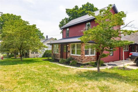 544 N Mill Street Fredericksburg OH 44627