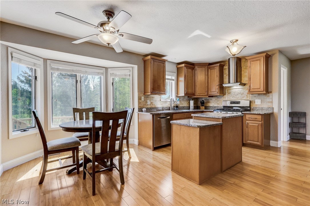 10501 Queens Way North Royalton OH 44133