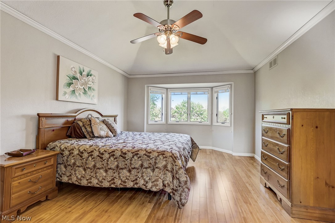 10501 Queens Way North Royalton OH 44133