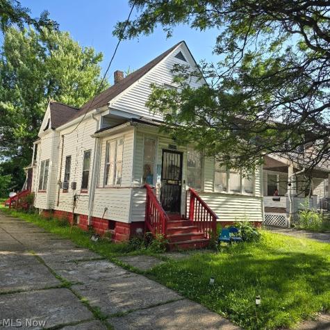 12718 Holborn Avenue Cleveland OH 44105
