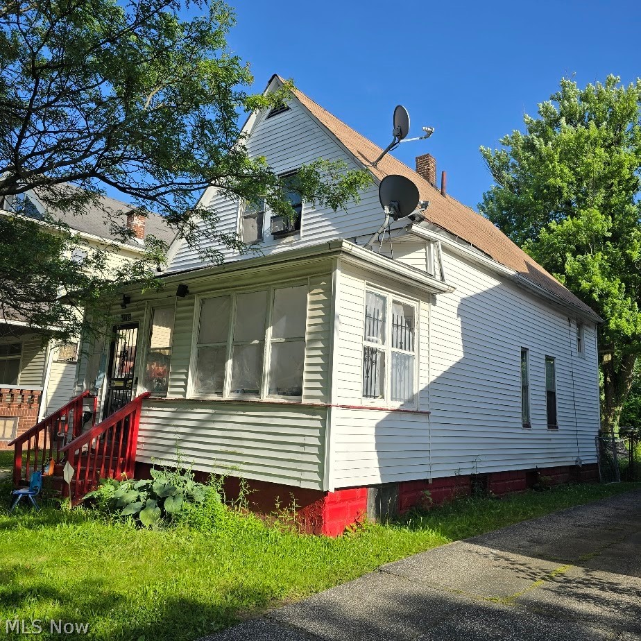 12718 Holborn Avenue Cleveland OH 44105
