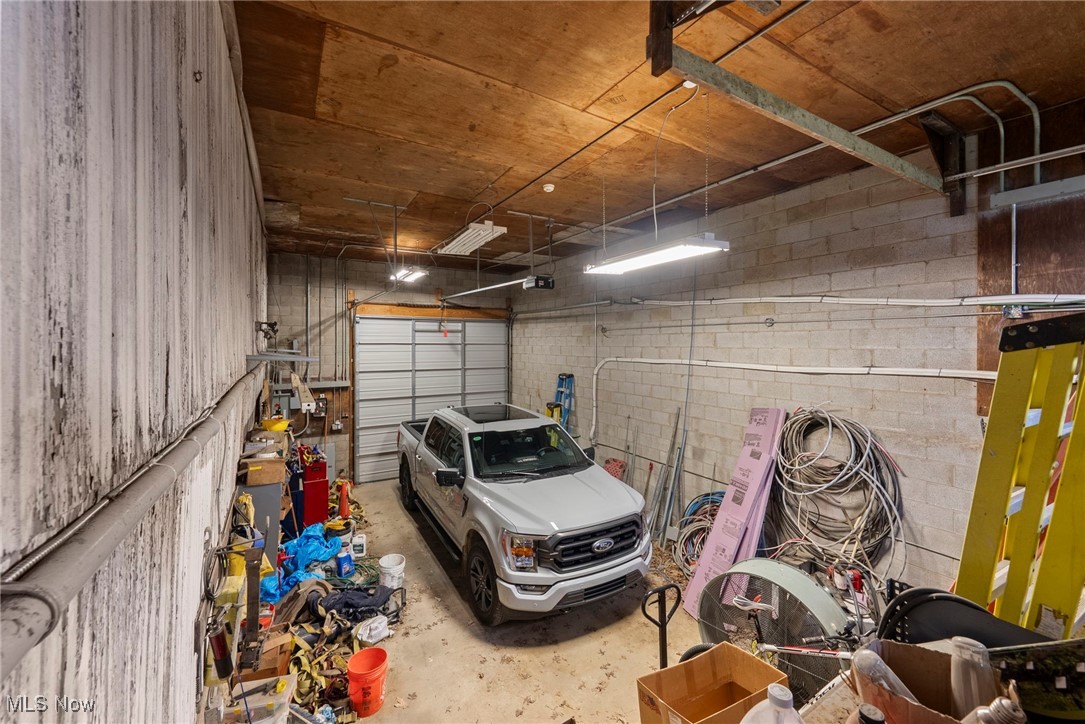 5984 W South Range Road Salem OH 44460