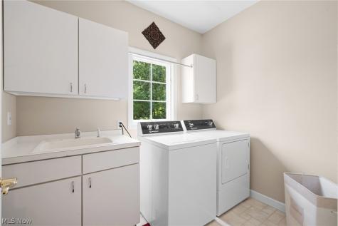11911 Nottingham Parkway North Royalton OH 44133