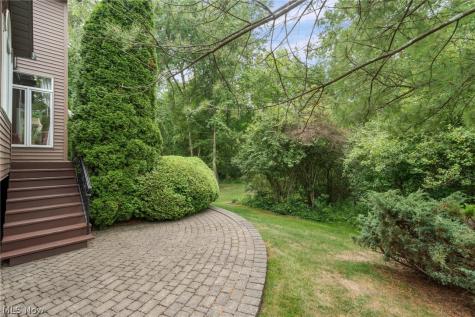 11911 Nottingham Parkway North Royalton OH 44133