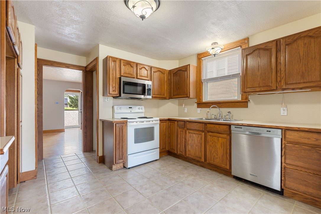 440 Wabash Avenue S Brewster OH 44613