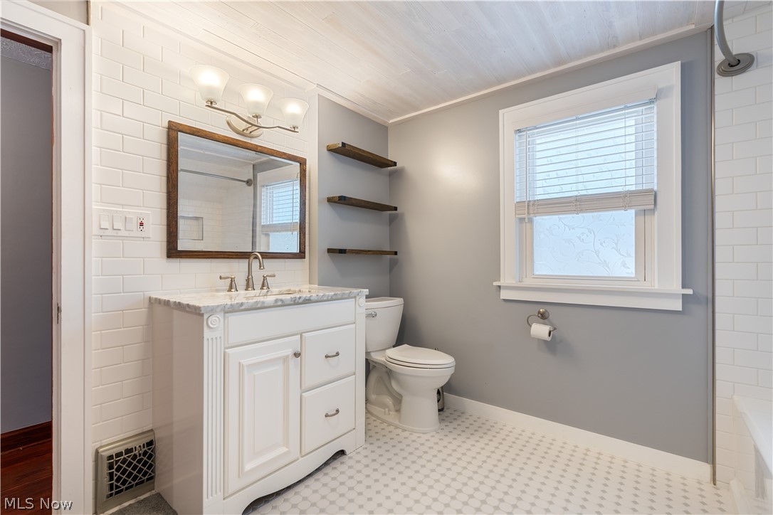 440 Wabash Avenue S Brewster OH 44613