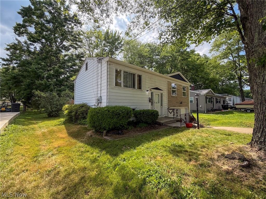 2821 Tod Avenue NW Warren OH 44484