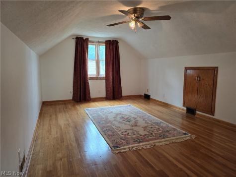 1472 Northeast Avenue Tallmadge OH 44278