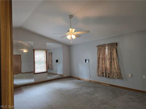 1472 Northeast Avenue Tallmadge OH 44278