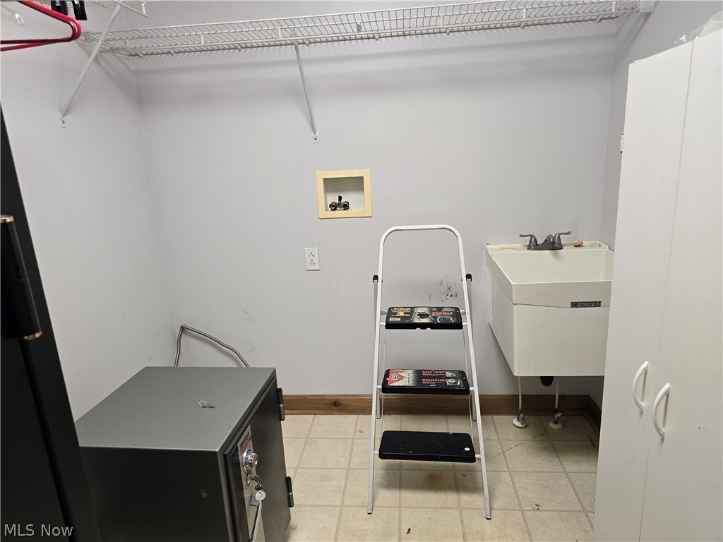 1472 Northeast Avenue Tallmadge OH 44278