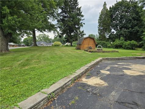 1472 Northeast Avenue Tallmadge OH 44278