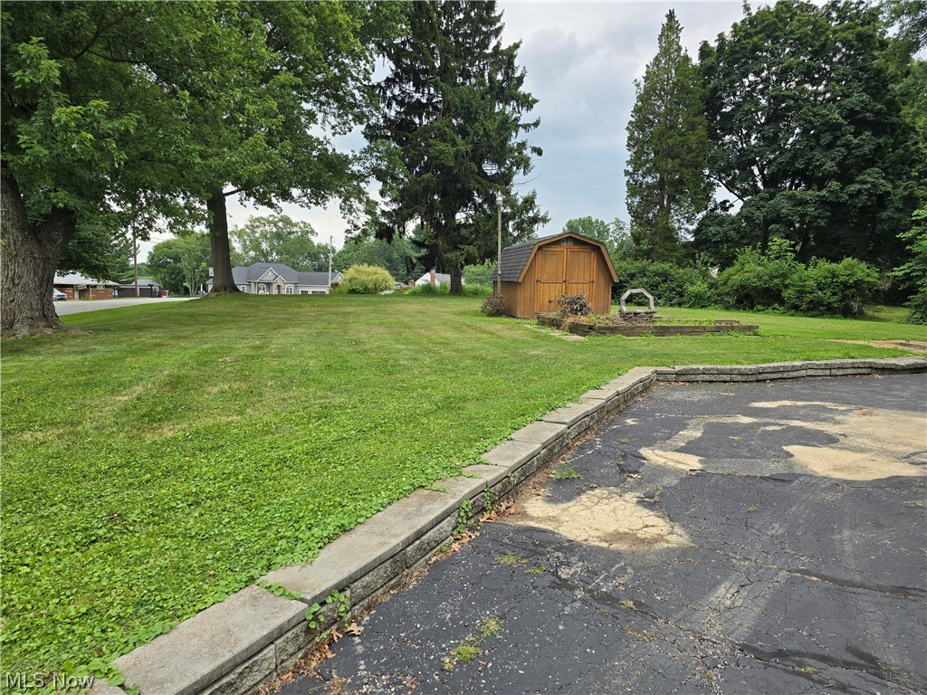 1472 Northeast Avenue Tallmadge OH 44278