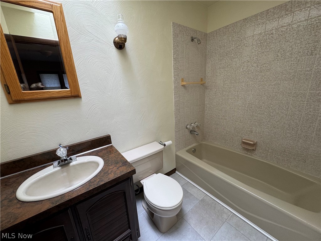 52250 Sidon Road Dillonvale OH 43935
