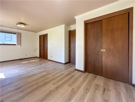422 Bonnie Brae Avenue Niles OH 44446