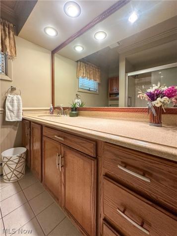 422 Bonnie Brae Avenue Niles OH 44446