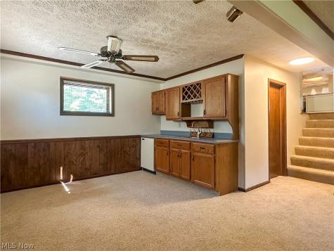 422 Bonnie Brae Avenue Niles OH 44446