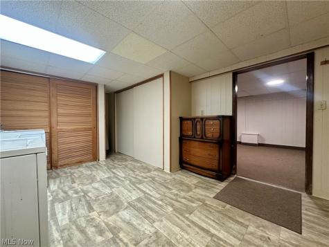 422 Bonnie Brae Avenue Niles OH 44446
