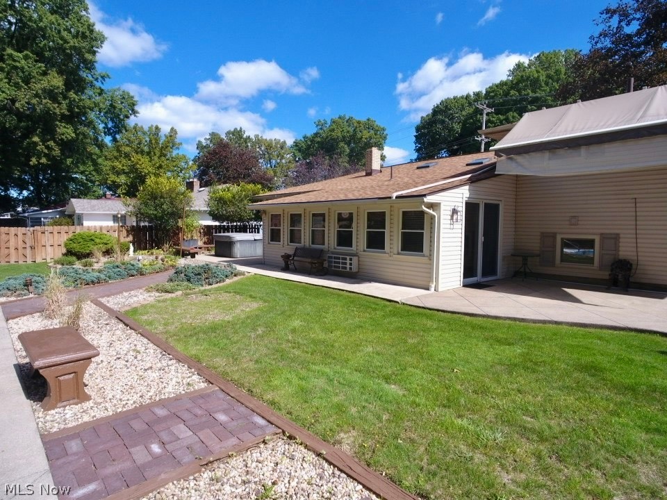 422 Bonnie Brae Avenue Niles OH 44446